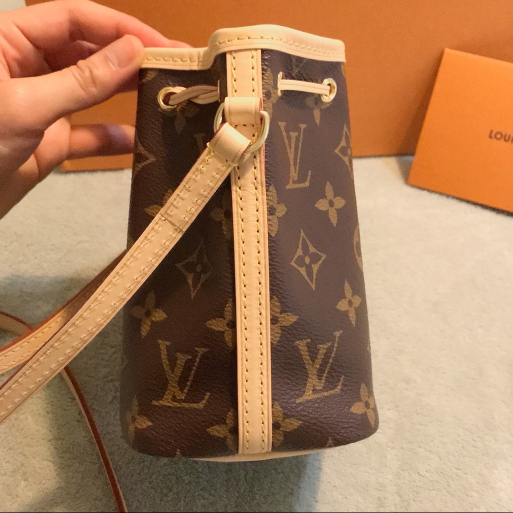 🛑SOLD🛑 Louis Vuitton Nano Noe - Picture 7 of 13